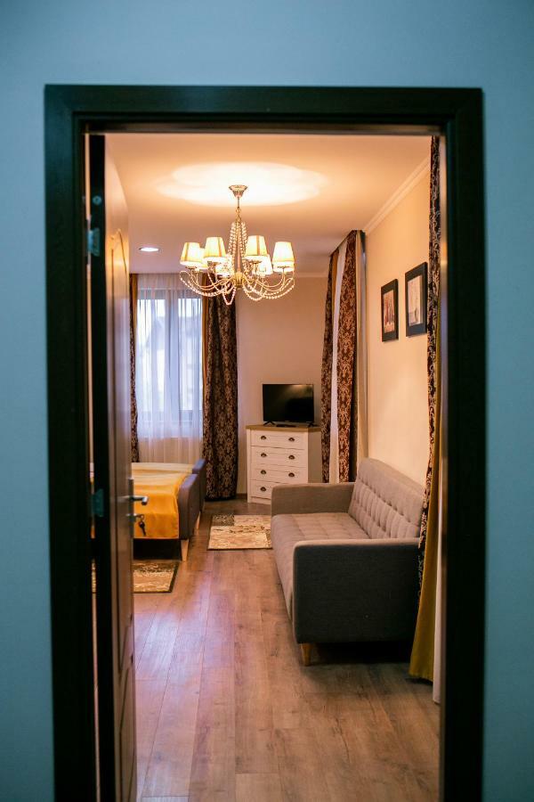 Casa Claudia Hotel Sangeorgiu de Padure ภายนอก รูปภาพ